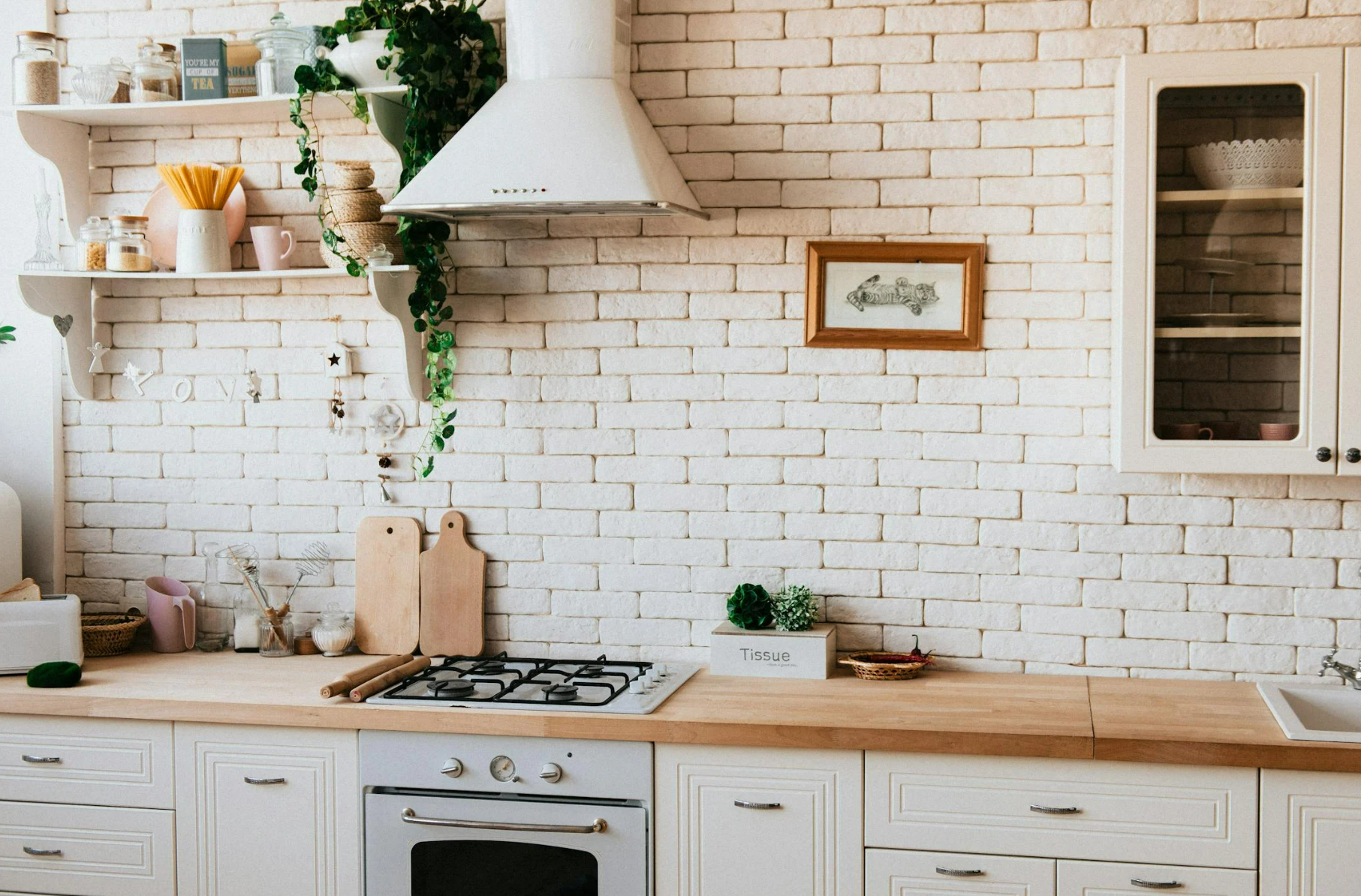 f6dbe306-ae90-4a9d-8a3e-3ae96e69d51b